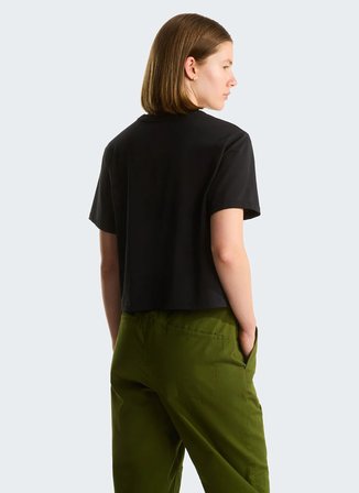 The North Face NF0A8FDHJK31-EVOLUTION SIMPLE DOME Siyah Yuvarlak Yaka Regular Fit Düz Kadın T-Shirt