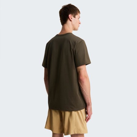 The North Face M EVOLUTION SIMPLE DOME REGULAR SHORT SL Erkek Tişört NF0A8CZ221L1
