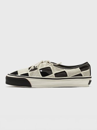 LX Authentic 44 Shell Knit Uniseks Siyah/Beyaz Spor Ayakkabı - VN000Y0R