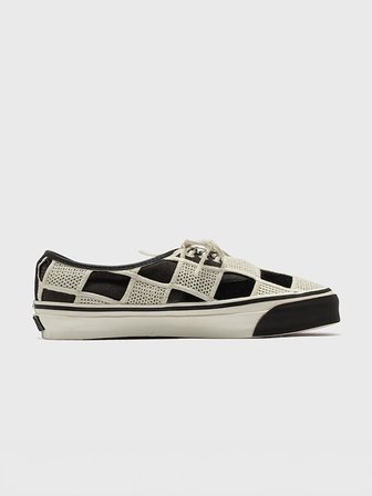 LX Authentic 44 Shell Knit Uniseks Siyah/Beyaz Spor Ayakkabı - VN000Y0R