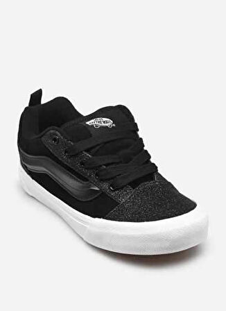 Vans VN000EGCCJK1-Knu Skool Siyah Kadın Lifestyle Ayakkabı