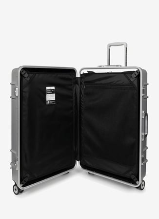 Eastpak Gri Çekçekli Sert Valiz RESIST'R CASE M