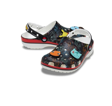 211343-90H Crocs Pokemon Print Cls Clg Terlik Siyah