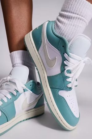 Nike Air Jordan 1 Low White Cannon Kadın Spor Ayakkabı