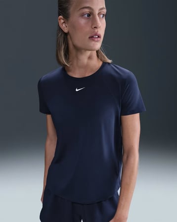 Nike One Classic IB9408-410 Dri-FIT Kısa Kollu Kadın Tişört - Lacivert
