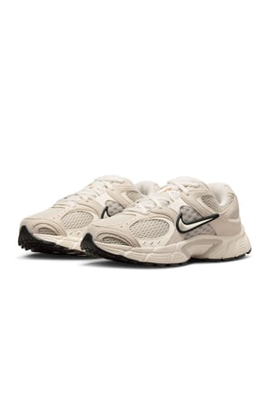 Nike V5 RNR Kadın Spor Ayakkabı