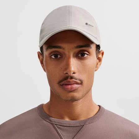 Nike Dri-FIT Club Cap Metal Swoosh Gri Şapka FB5372-009