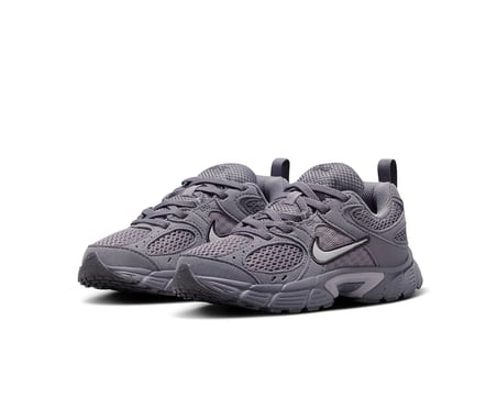 Nike V5 RNR Çocuk Spor Ayakkabı