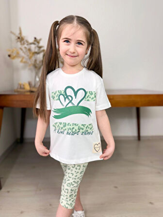 Kalp Leoper Desen Kapri Kız Takım