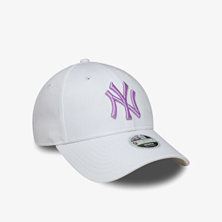 New Era MLB League Essentials New York Yankees  9Forty Kadın Beyaz Şapka