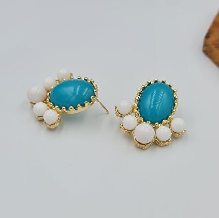 Mavi ve Beyaz Taş Detaylı Gold Küpe – Şık ve Zarif, Modern Tasarım (3 x 3 cm)