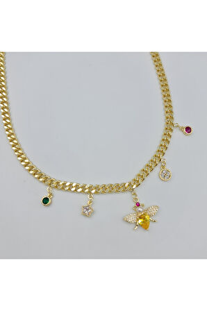 Objeli Şık Kadın Kolye