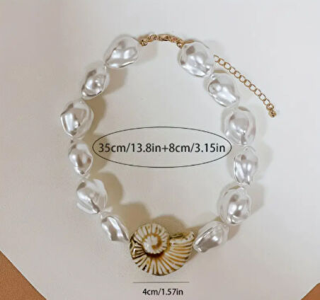 Kadın Beyaz İri İnci Detaylı Kolye – Deniz Kabuğu Uçlu 35+8 cm Tasarım