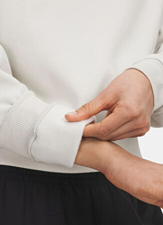 Under Armour 6003675-110-UA Icon Vida Flc Crew Beyaz Bisiklet Yaka Crop Düz Kadın Sweatshırt