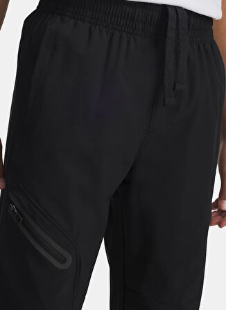 Under Armour Normal Paça Siyah Erkek Çocuk Eşofman Altı 6003747-001-UA B Unstoppable Wvn Jg