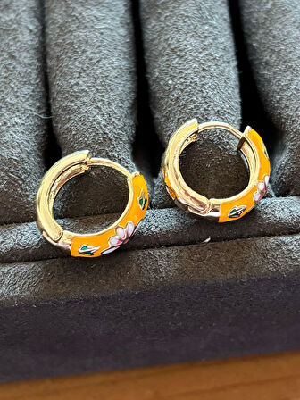 Gold Turuncu Çiçekli Mineli Yazlık Şık Kadın Halka Küpe 1,5 cm