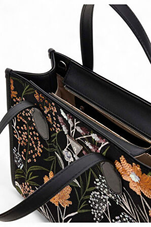 Guess Zalina Siyah Kadın El Çantası HWVT9350220