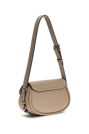 Guess Danya Kadın Omuz Çanta HWBG9918190