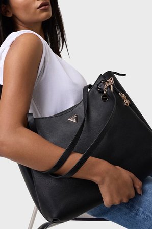 Guess Gilda Omuz Askılı Çanta HWZG9747230 Bayan ÇANTA HWZG97 47230 BLA SİYAH