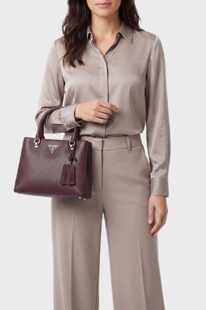 Guess Noelle Logolu Çıkarılabilir Askılı Çanta HWZG9672050 Kadın ÇANTA HWZG96 72050 BUR BORDO