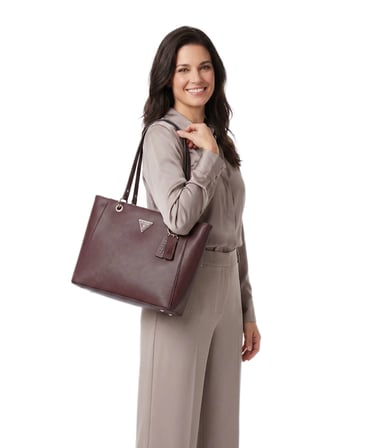 Guess Noelle Saffiano Shopper Kadın Omuz Çantası HWZG9672250