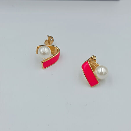 Gold Pembe Mineli İnci Detaylı Şık Kadın Küpe