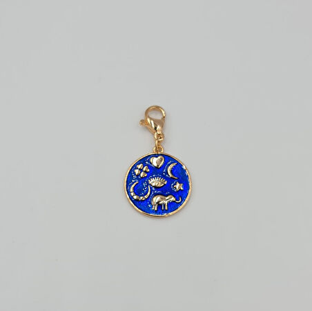 Şans Sembollü Charm Kolye Ucu – Rose Xuping, Lacivert Mineli, Çok Amaçlı Kullanım (3 x 1,7 cm)