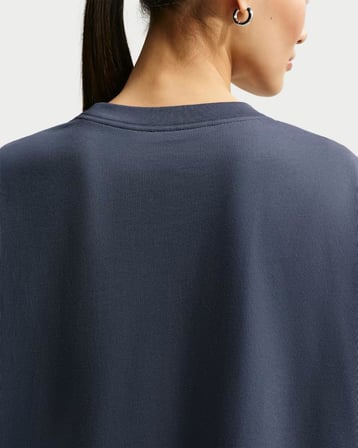 W Nsw Classic Ss Tee Cntry Club Oversize Lacivert Kadın Tişört
