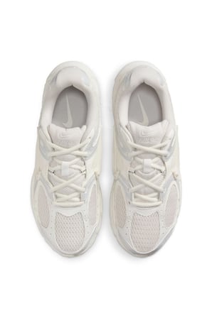 Nike V5 RNR Kadın Spor Ayakkabı