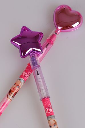 x Dekomus Lisanslı Barbie Silgili Geçmeli Kalem Tek Adet