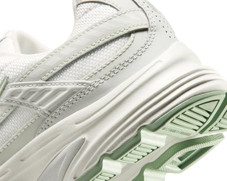 Nike IB4339-100 Wmns Initiator Kadın Günlük Spor Ayakkabı