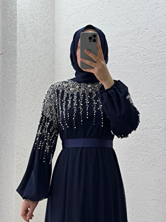 Nazenin Altı Fırfırlı Üstü Taşlı Abaya-GE752 Lacivert