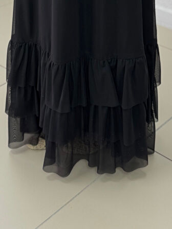 Nazenin Altı Fırfırlı Üstü Taşlı Abaya-GE752 Siyah