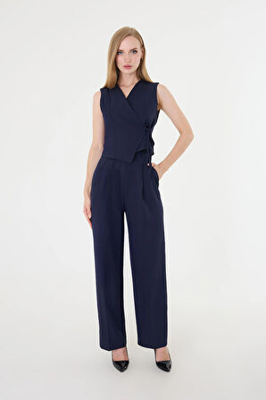 Kadın Yandan Bağlamalı Asimetrik Lacivert Yelek Takım