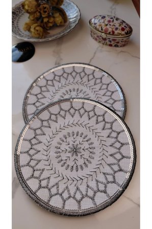 GÜMÜŞ Pul ve Nakış İşlemeli Linen Keten Kokteyl Sunum Peçetesi 2’li |Otantik Mandala Serisi Aria- Tek Pul