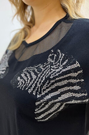Rahat Kalıp Büyük Beden Zebra Crystal Taşlı Beyaz Kadın Şık Pamuk T-shirt