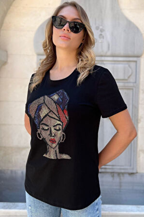 Crystal Taşlı Pamuk Kısa Kol Bisiklet Yaka Büyük Beden Siyah Şık Rahat Tasarım Kadın T-shirt