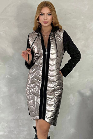 Crystal Taşlı Kapüşonlu Gümüş Kapitone Uzun Fermuarlı 3 İplik Kadın Hırka