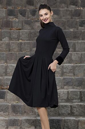 Toridas Günlük Sırt Dekolteli Pileli Kadın Elbise 712siyah2