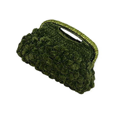 El Yapımı Yeşil Çiçekli Kadife Tığ İşi Tasarımcı Çantası – Benzersiz ve Gösterişli Bir Parça
