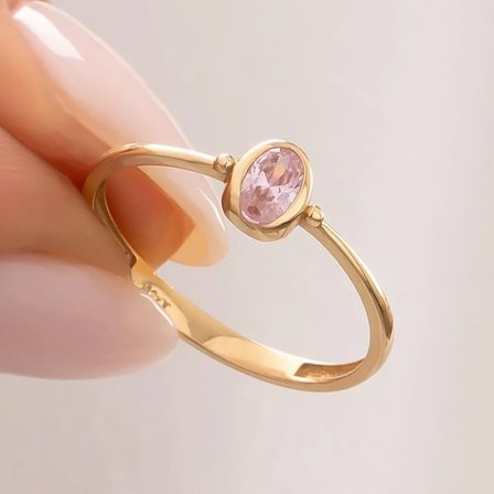 Oval Pembe Taşlı 14 Ayar Altın Yüzük