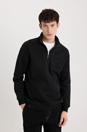 DeFacto Comfort Regular Fit Rahat Kalıp Dik Yaka Fermuarlı Baskılı Sweatshirt B0254AX24AUBK81