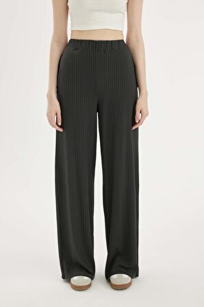 DeFactoFit Wide Leg Geniş Paça Eşofman Altı Standart Boy Beli Lastikli Cepli Modal Kumaş C0493AX24SMAR231