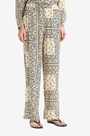 DeFacto Regular Fit Şal Desenli Viskon Plaj Pantolonu-Fall in Love C3159AX25SPER103