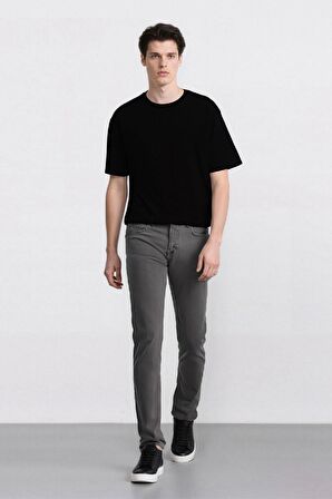 DeFacto Sergio Regular Fit Normal Kalıp Normal Bel Boru Paça Jean Pantolon E3321AX25SPNM55
