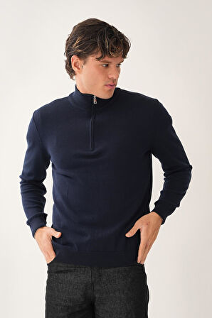 Fermuarlı Dik Yaka Kazak