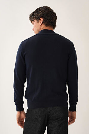 Fermuarlı Dik Yaka Kazak