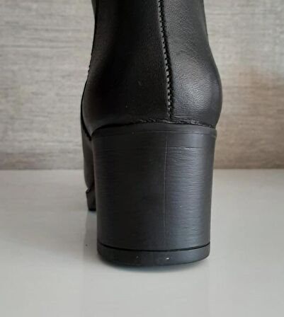 92900 Kadın Deri Uzun Çizme Sıyah