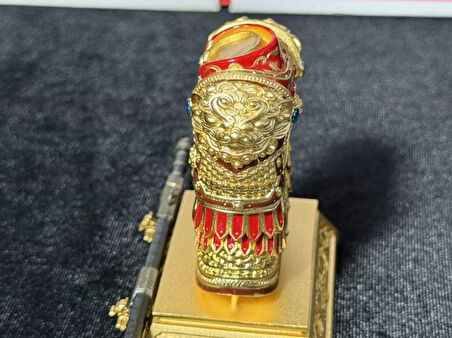  Zippo Japan Samurai Armor Special Edition - Savaşçı Ruhu Ellerinizde! Led ışıklı!