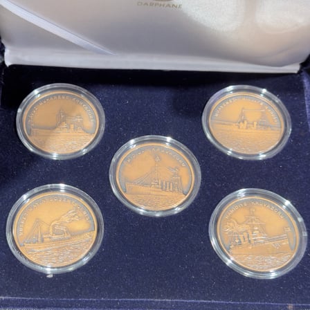Darphane 2015 Çanakkale Zaferi'nde Türk Donanması - Bronz Sikke Hatıra Para Seti Kutulu Sertifikalı